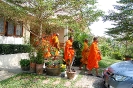 พระกลับวัด  ภาพที่