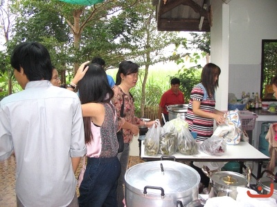 ในครัวเริ่มยุ่งแล้ว ภาพที่  ๘๓๙